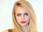 Sulle labbra il rossetto dell'anno