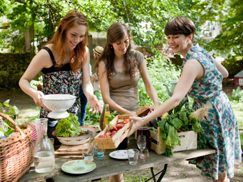 VeganFest. Verde a tutto tondo VeganFest. Verde a tutto tondo