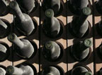 Come conservare le bottiglie in cantina