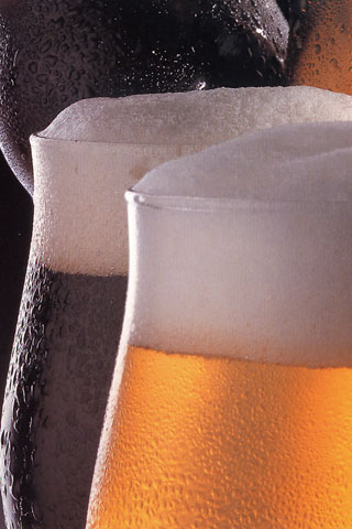 Guida alle birre: gli stili, i bicchieri giusti e la spillatura
