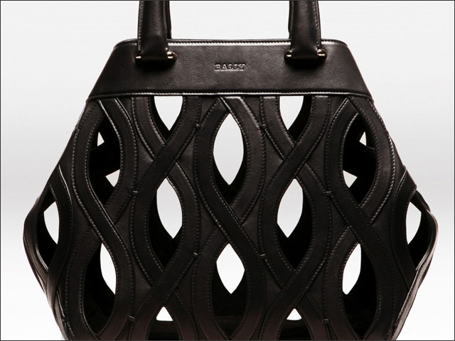 Papillon – Bally Papillon – Bally